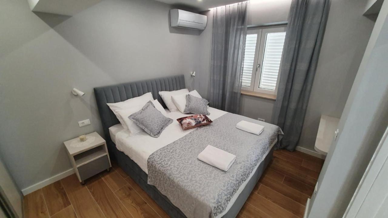 Newly Renovated Apt. Near To Entrance To Old Town 두브로브니크 외부 사진