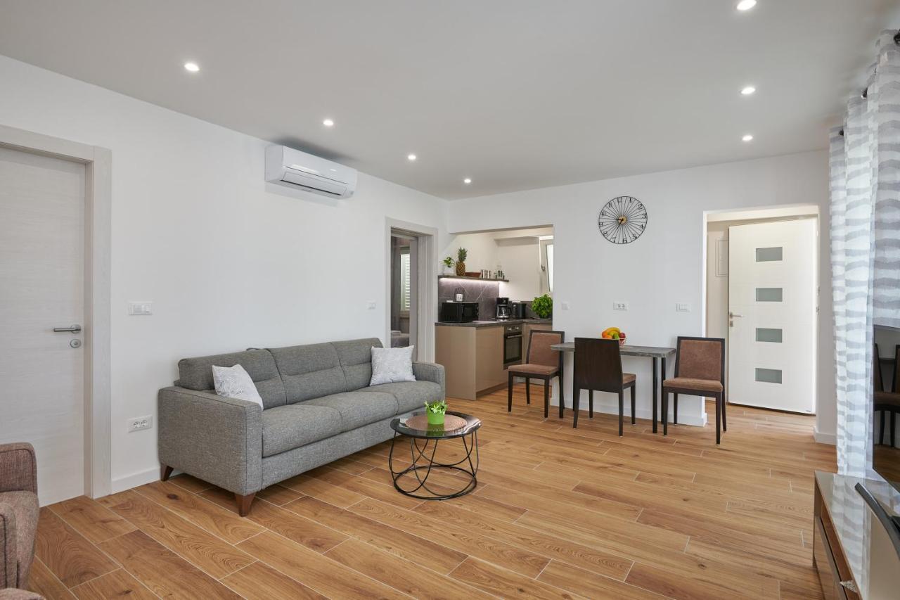 Newly Renovated Apt. Near To Entrance To Old Town 두브로브니크 외부 사진